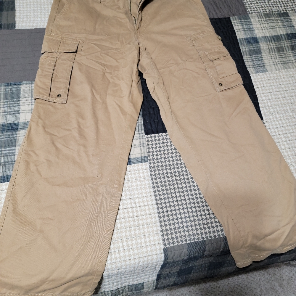 Eddie Bauer Cargo